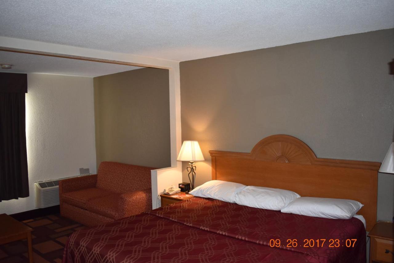 Mho Hotel Bordentown Room photo