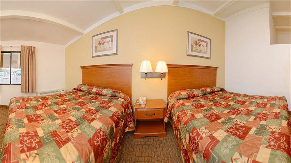 Mho Hotel Bordentown Exterior photo