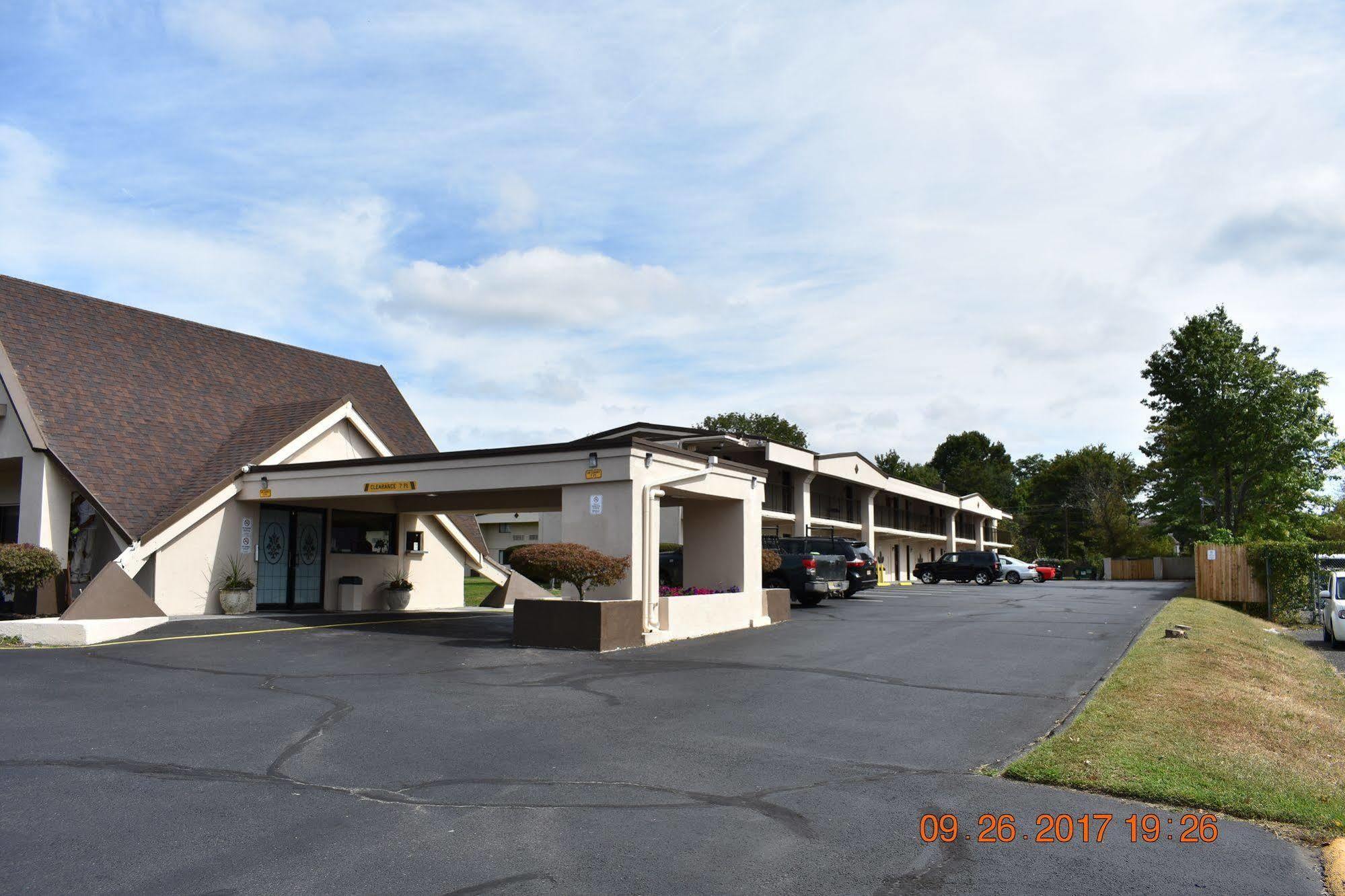 Mho Hotel Bordentown Exterior photo