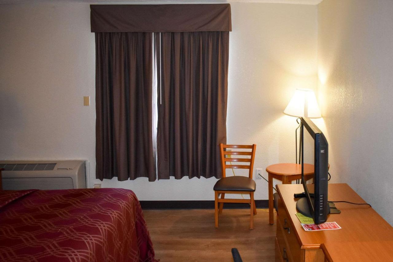 Mho Hotel Bordentown Exterior photo
